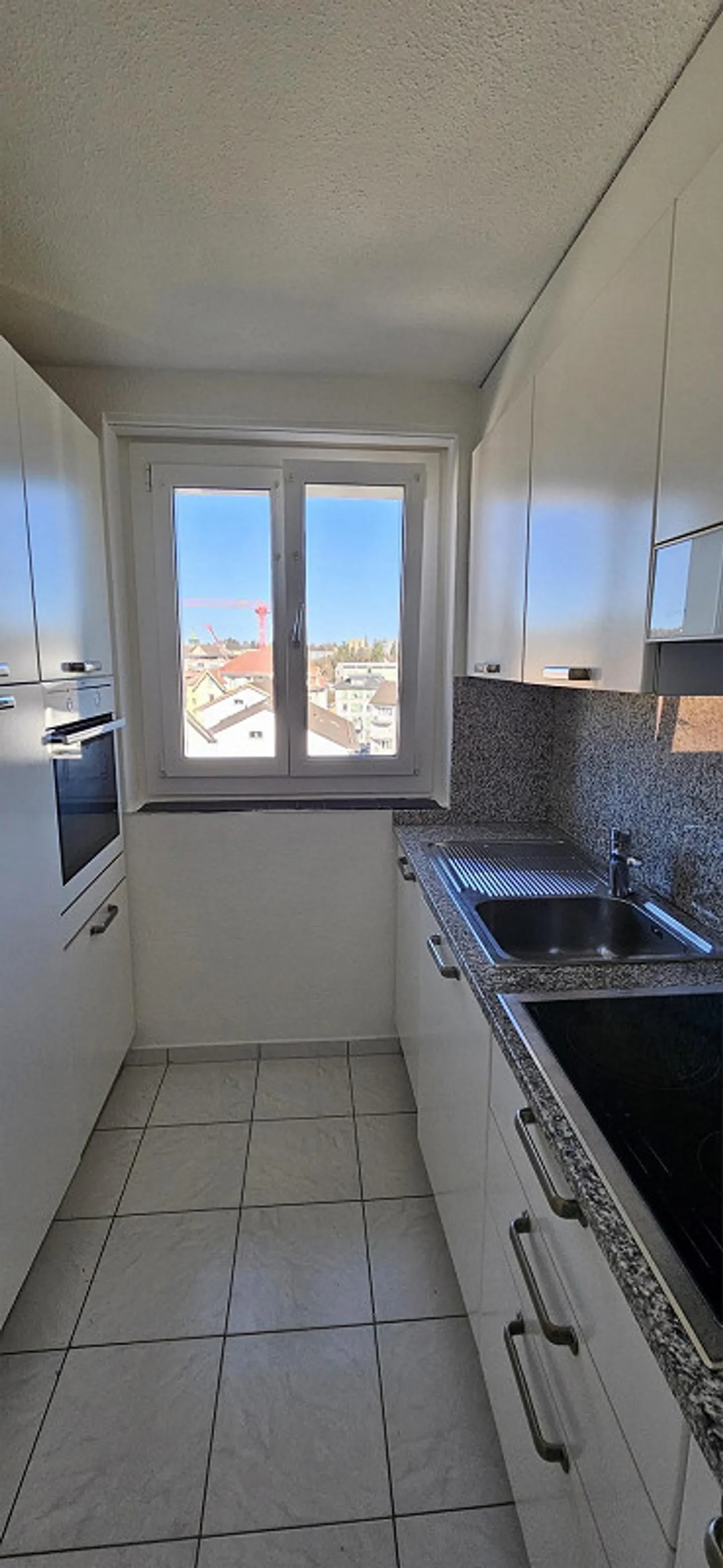 Appartamento attraente di 5,5 stanze con balcone - Foto 11 di 14