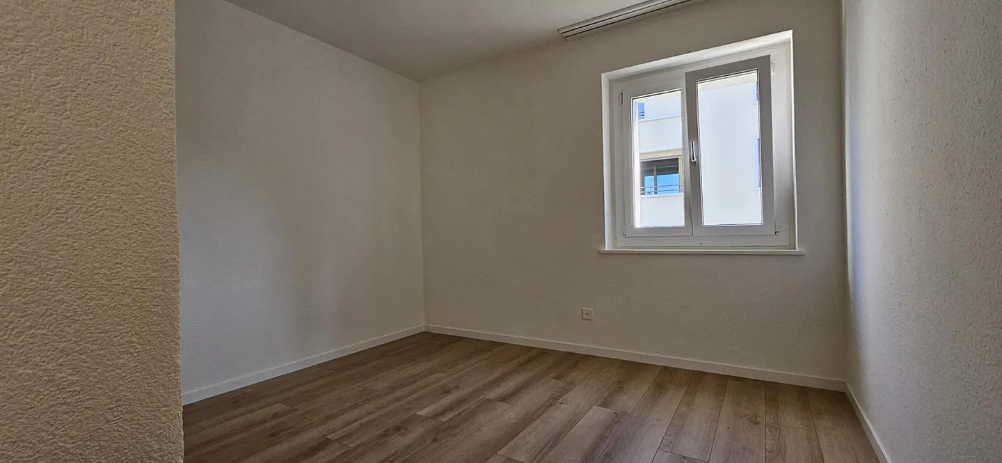 Appartamento attraente di 5,5 stanze con balcone - Foto 8 di 14