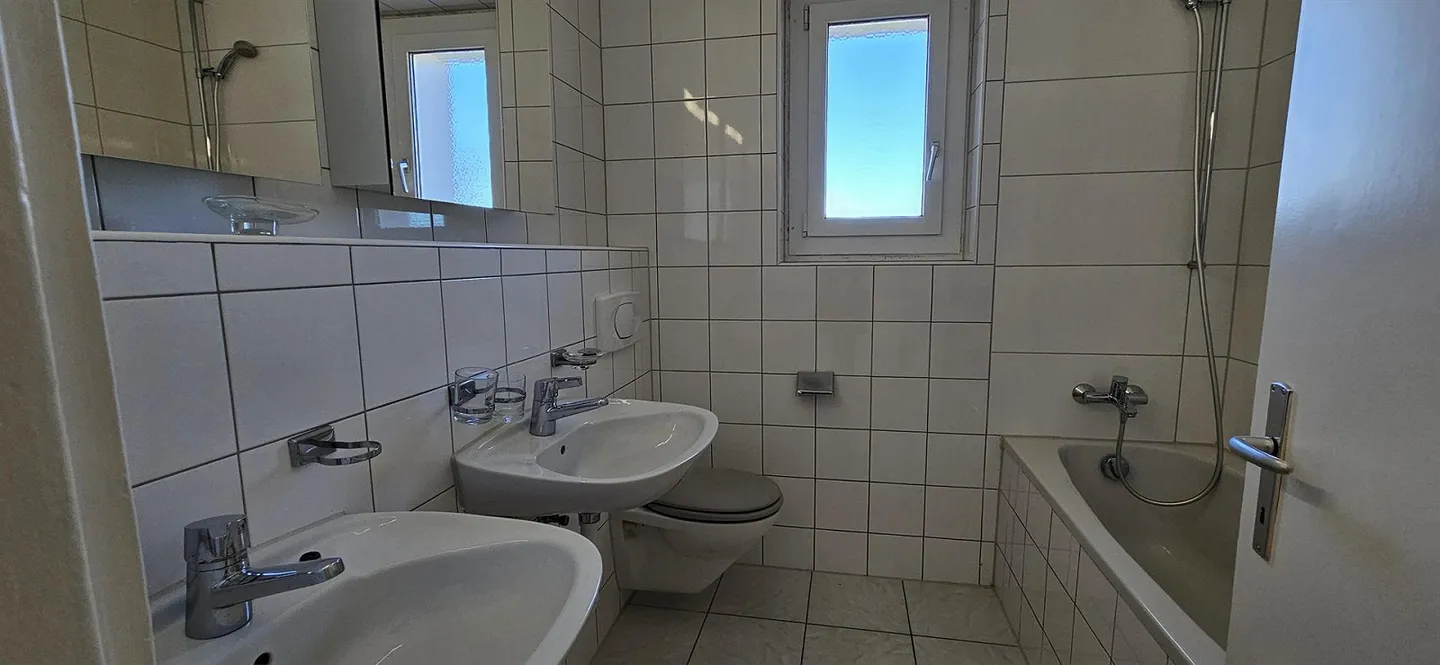 Appartamento attraente di 5,5 stanze con balcone - Foto 13 di 14