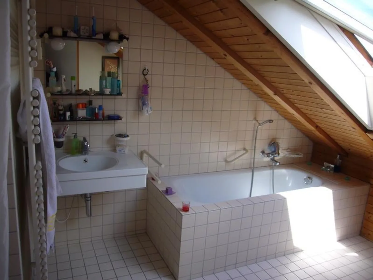 ruhige gelegene Dachwohnung - Foto 5 di 8