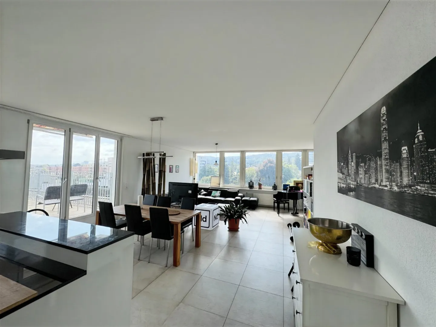 Appartement moderne de 4 pièces avec terrasse spacieuse au centre de Zurich... - Photo 12 sur 13