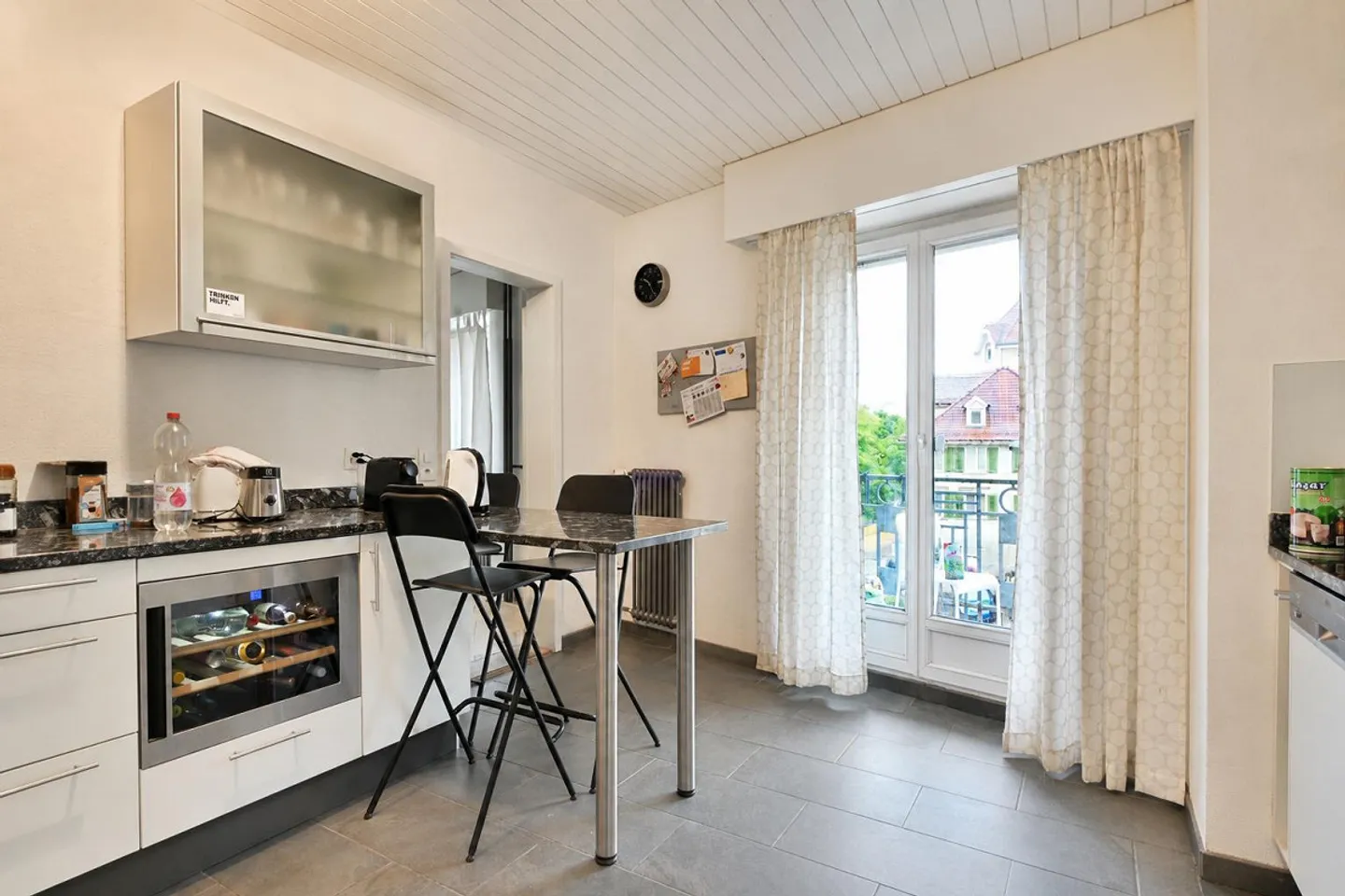 Bright 4.5-room apartment in a central location in St. Gallen - Photo 9 of 14