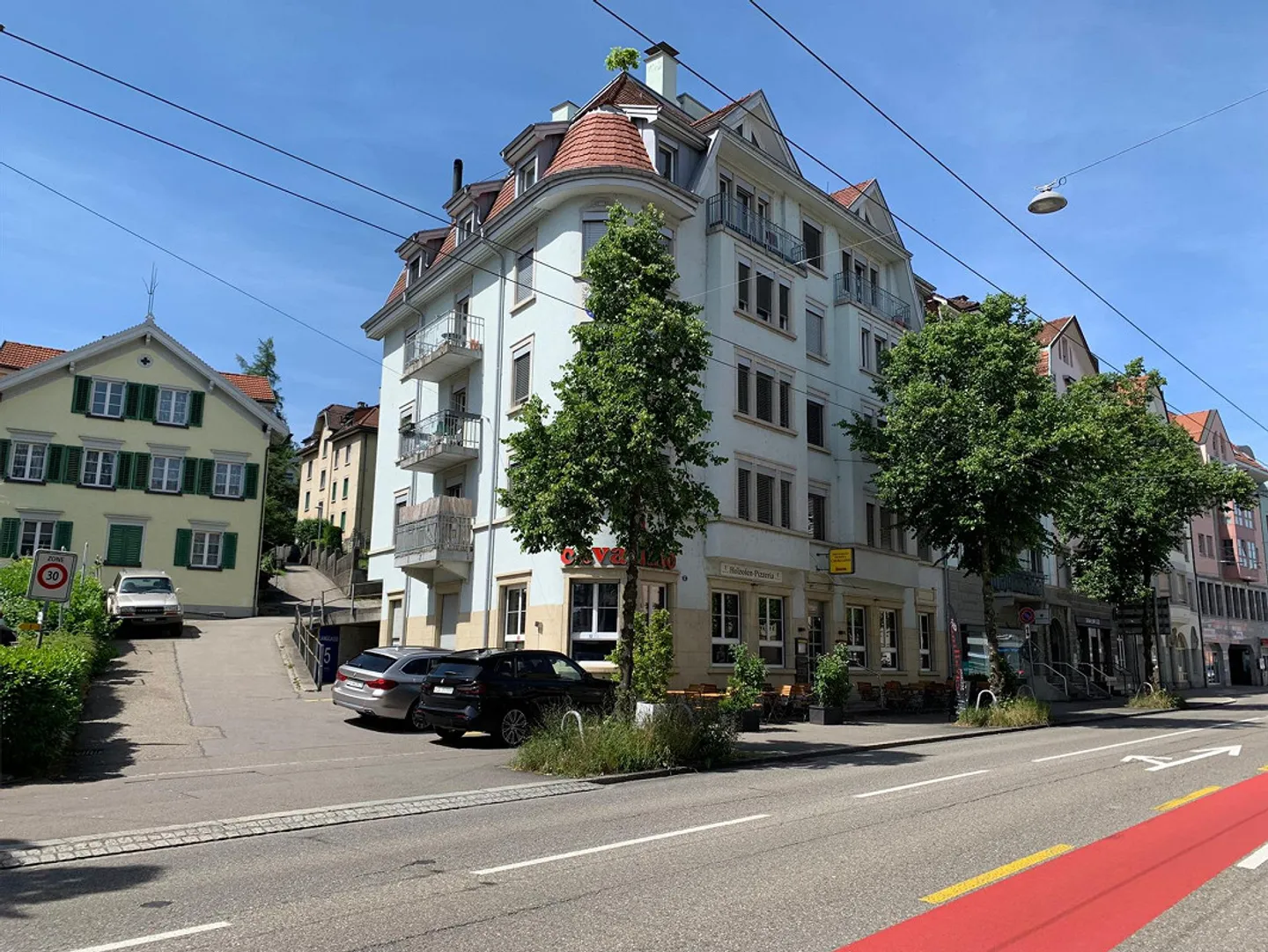 Bright 4.5-room apartment in a central location in St. Gallen - Photo 13 of 14