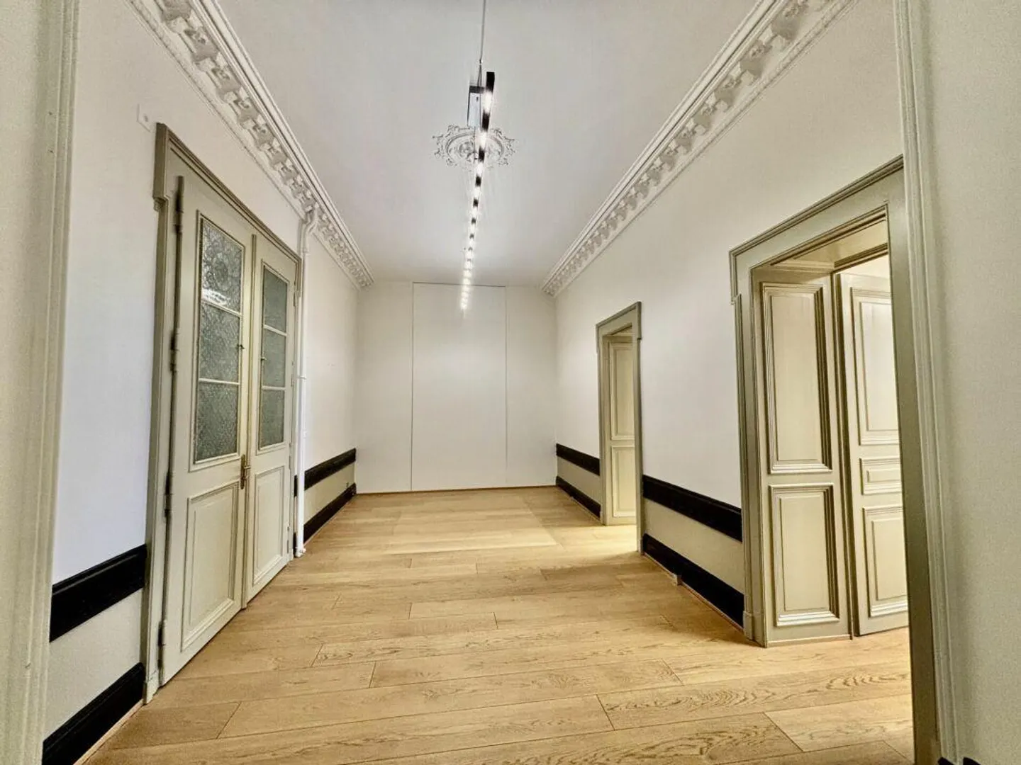 Bureau Élégant à Lausanne - Photo 8 sur 12