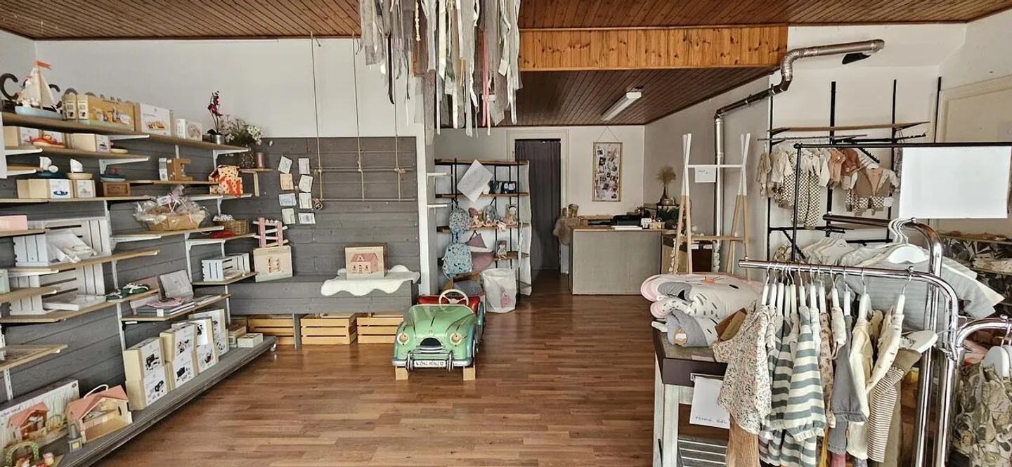 Geräumiger Verkaufsraum in Delémont - Foto 1 von 4
