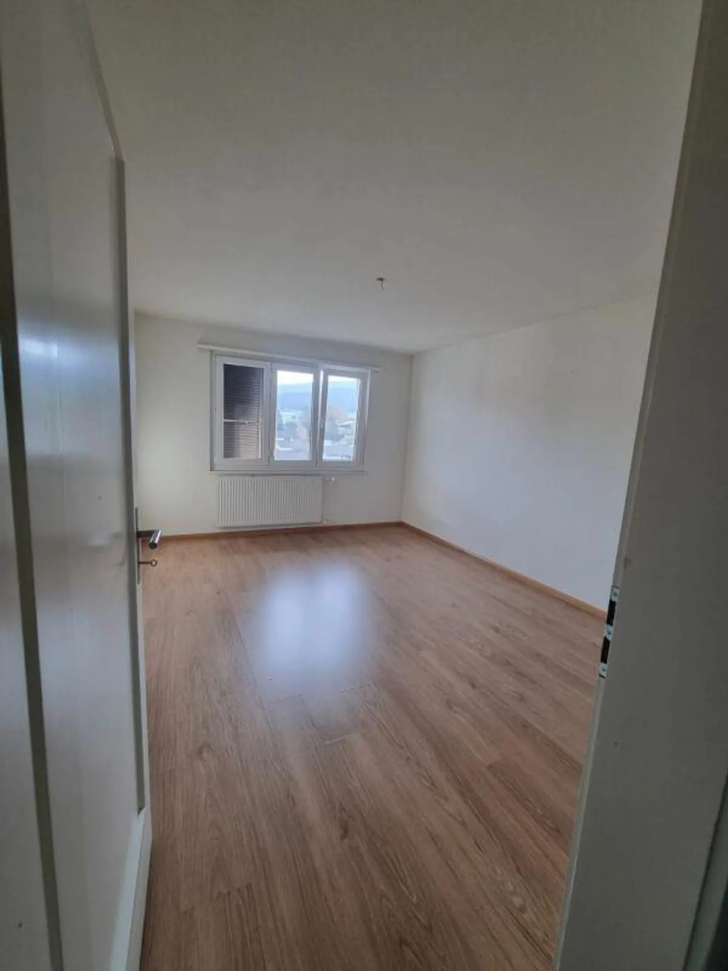 Appartement agréable de 3,5 pièces - Photo 3 sur 5
