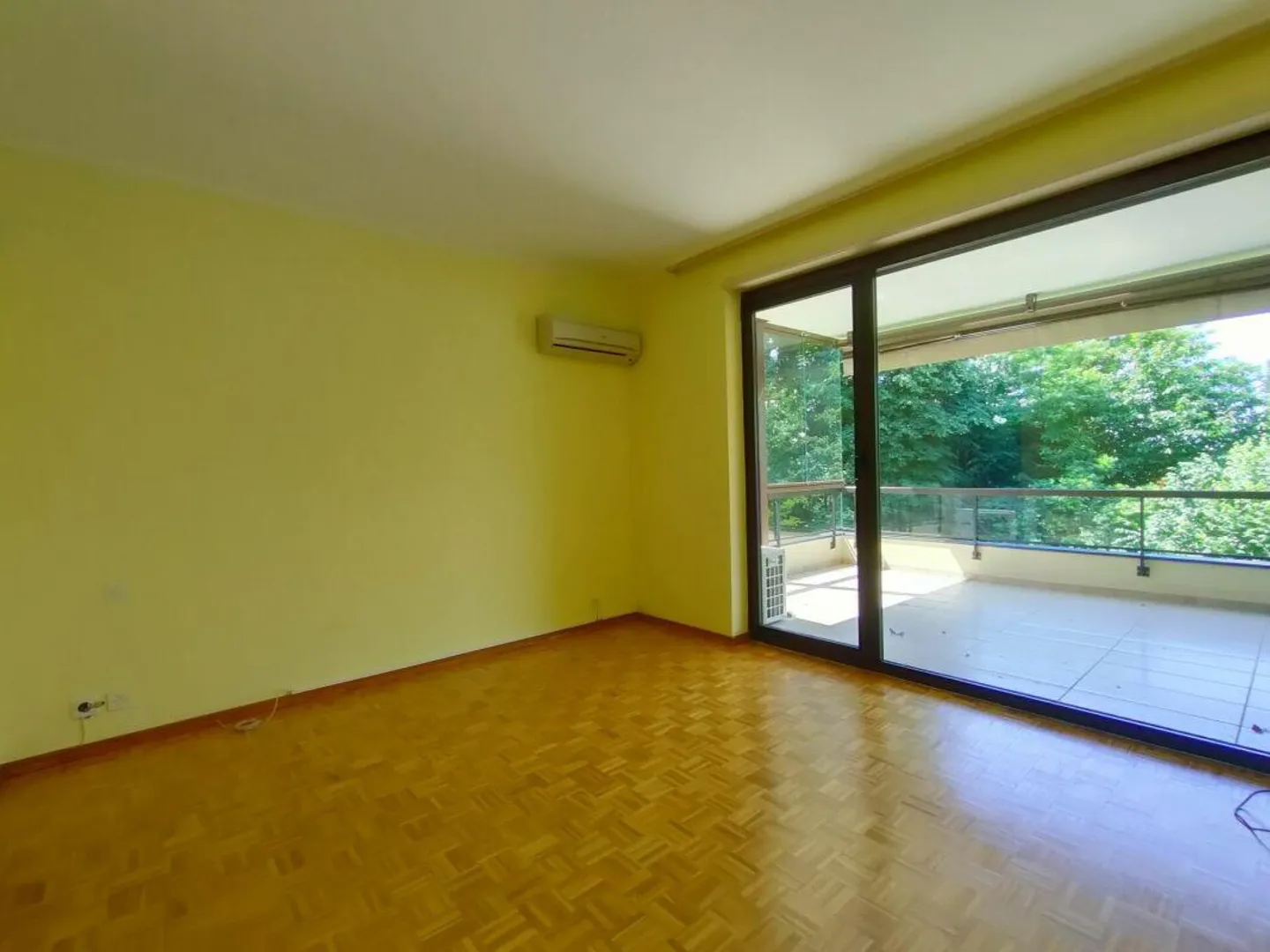 Lugano, Pregassona: Ampio appartamento in posizione verde, 5.5 locali - Foto 11 di 17