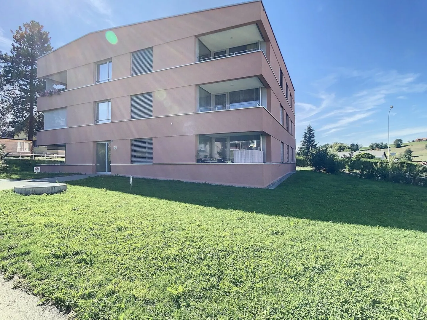 Appartement Charmant en Verdure - Photo 7 sur 8