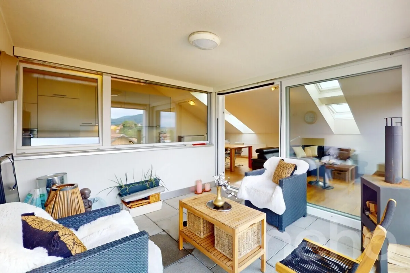 Superb bright penthouse 4.5 rooms with refined comfort - Photo 1 of 12