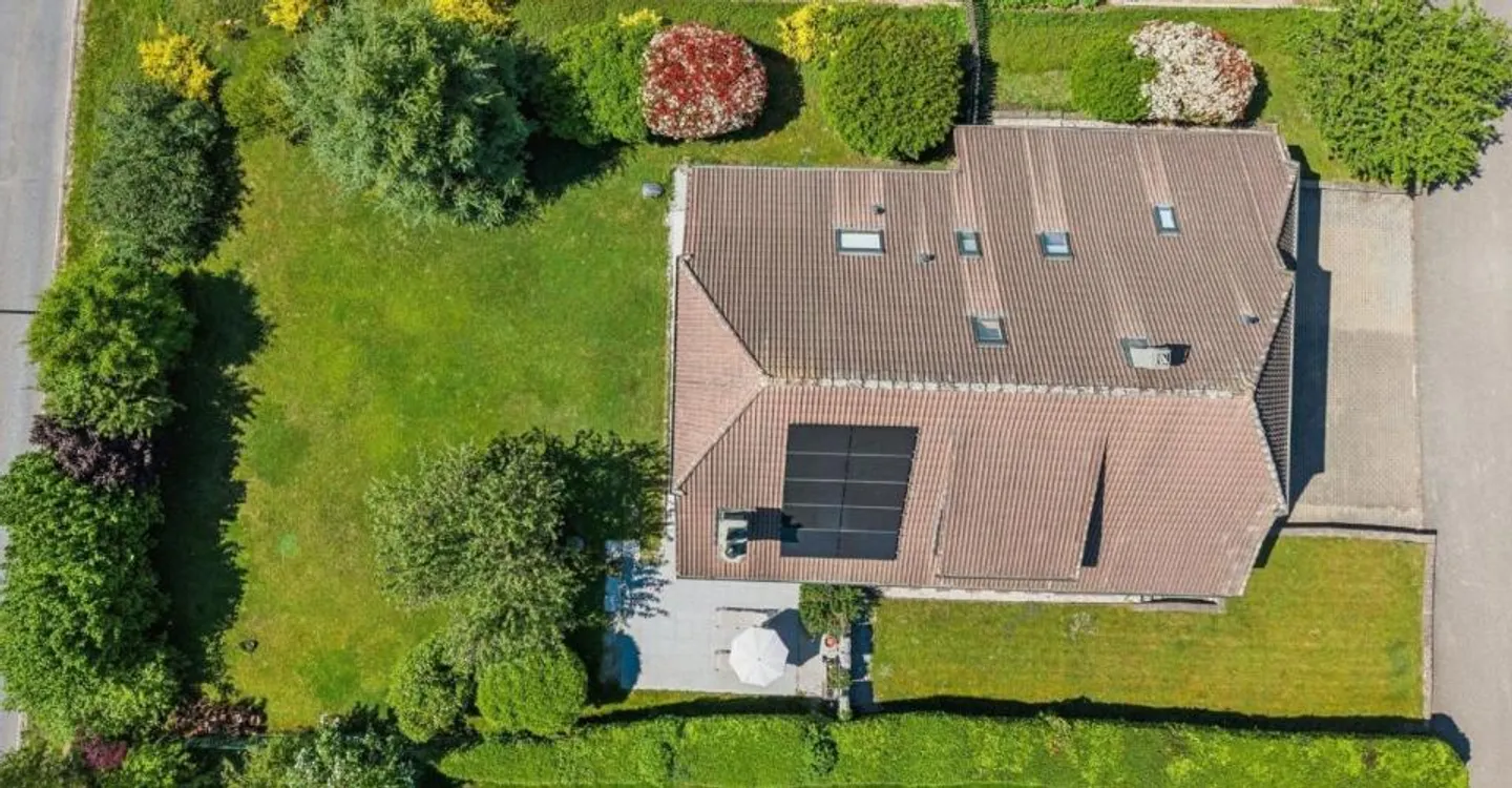 Rare in Payerne: Two independent apartments & a professional space - Photo 11 of 11