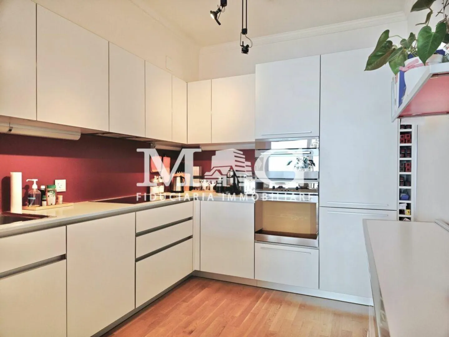 Lugano: Apartment with terrace and garden with lake view, 4.5 rooms - Photo 11 of 19