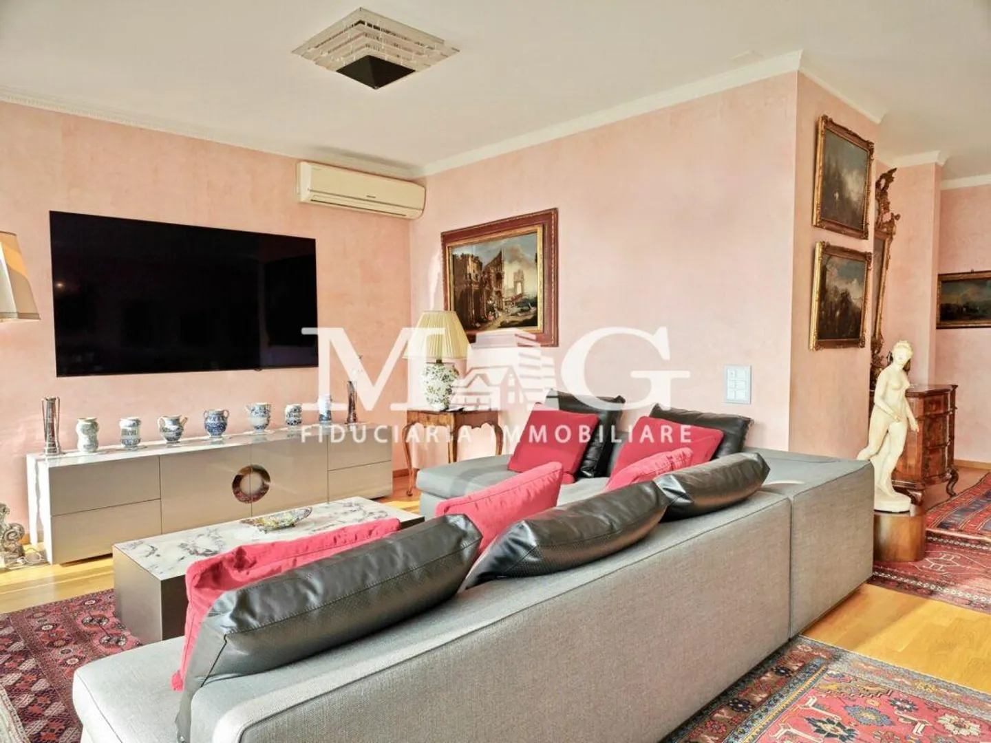 Lugano: Apartment with terrace and garden with lake view, 4.5 rooms - Photo 13 of 19