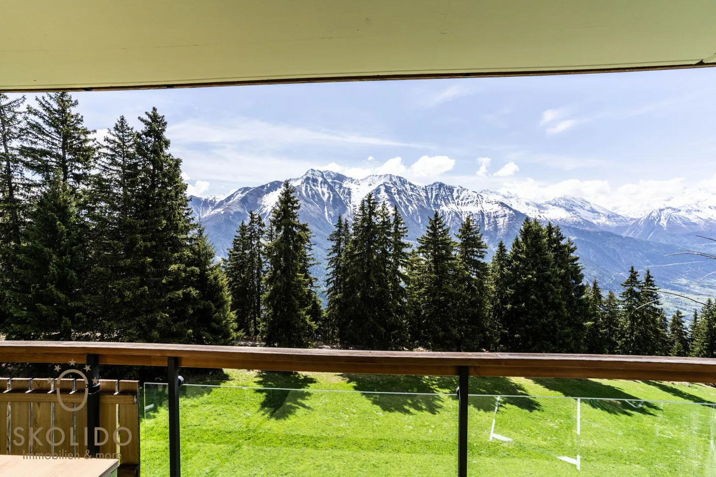 Ampio appartamento studio in posizione soleggiata con vista libera - Foto 19 di 26