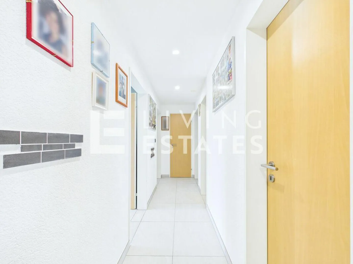 Modernes Apartment mit Balkonen - Foto 7 von 15