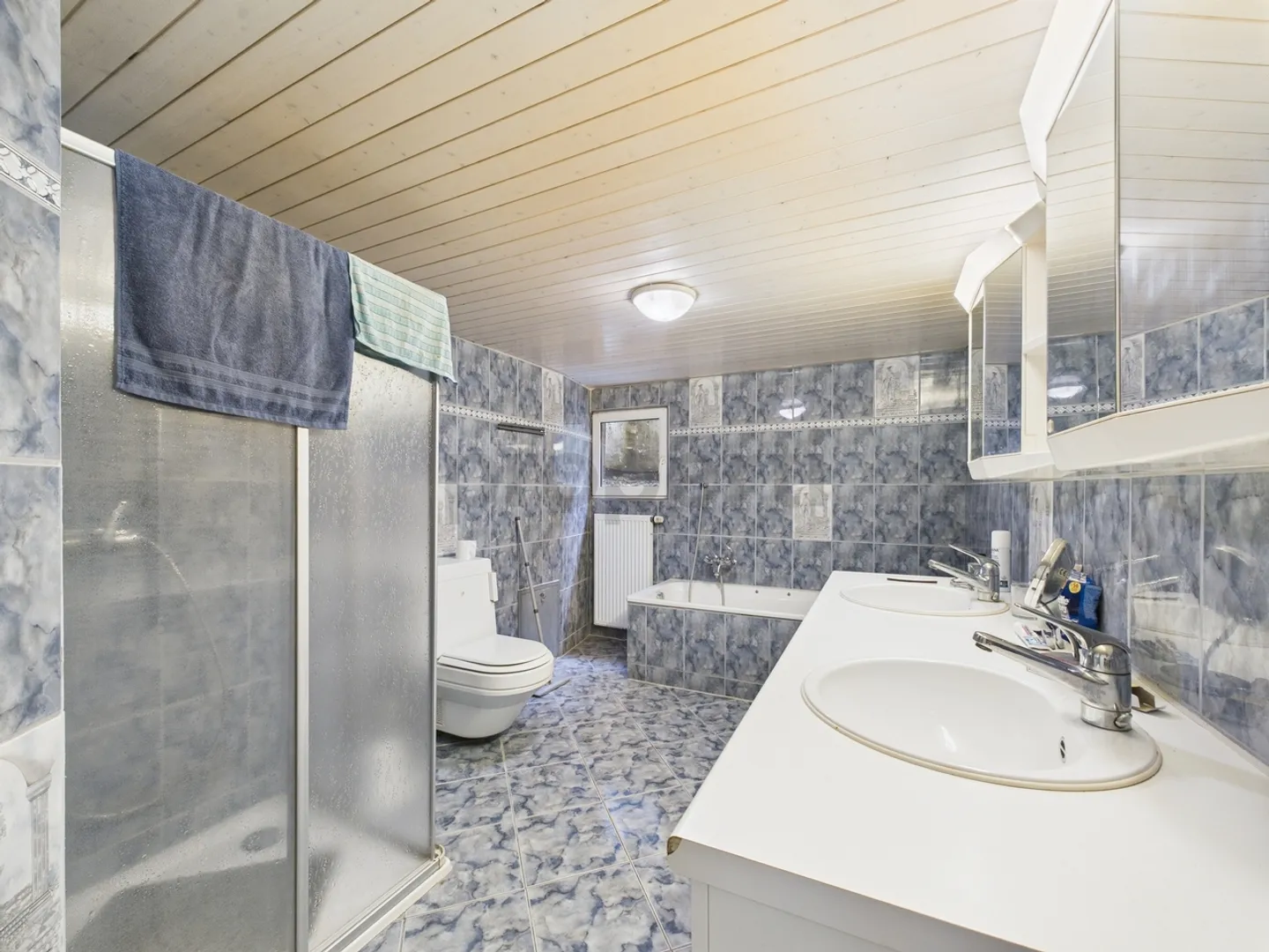 Apartment for rent - Photo 7 of 11