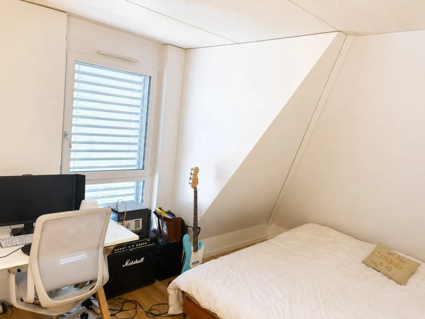 3.5 Room Apartment - Photo 4 of 4