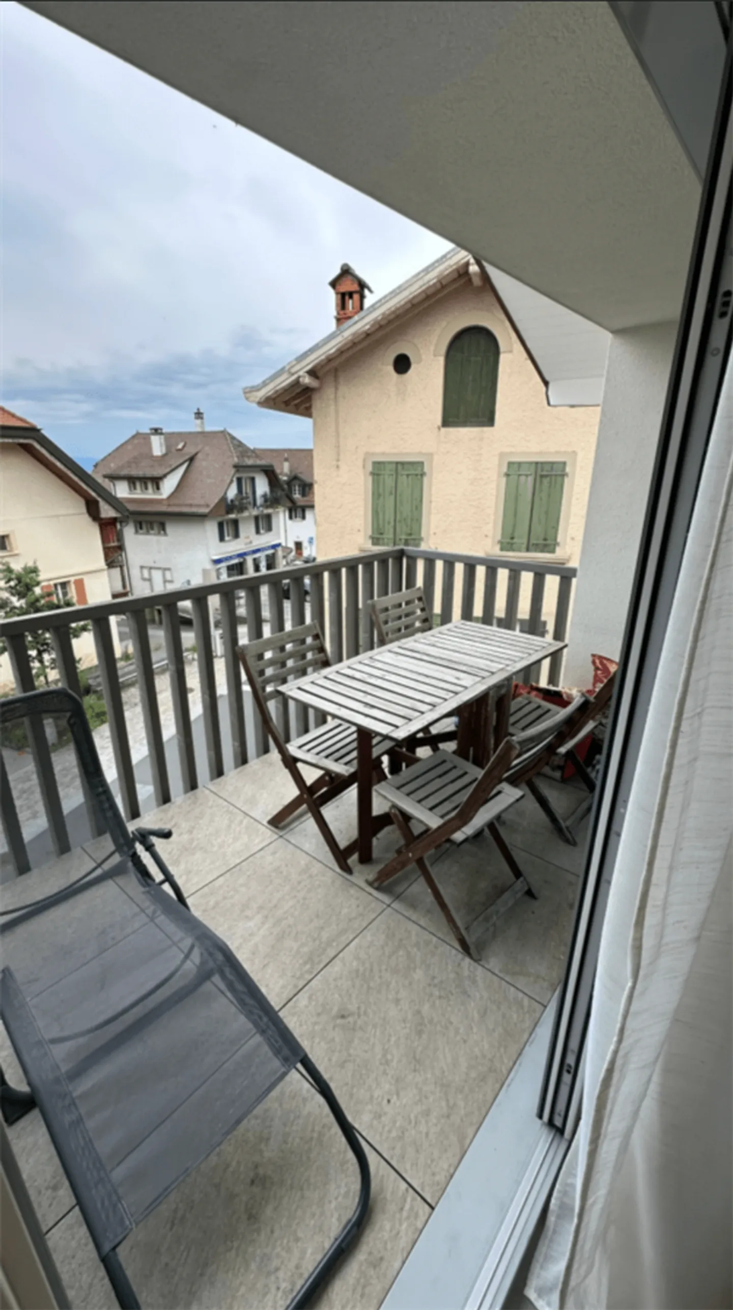 SAINT-LÉGIER - ROUTE DES DEUX-VILLAGES 10 - 4,5 ZIMMER WOHNUNG - Foto 9 von 9