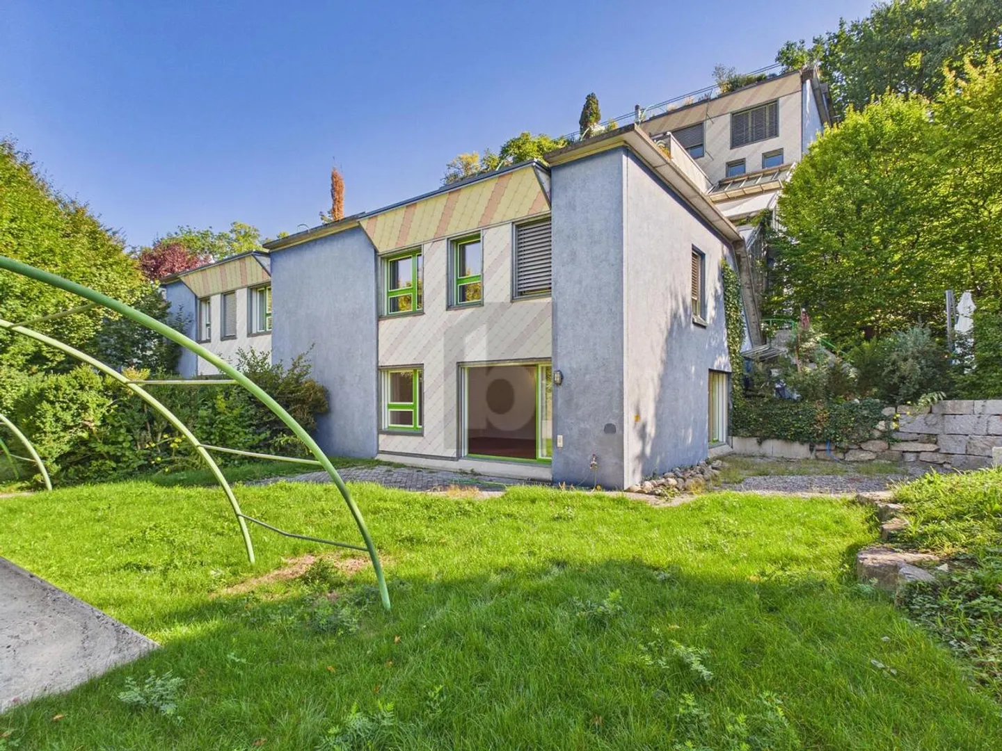 COUP DE COEUR! Calme avec jardin sud ensoleillé - Photo 1 sur 6