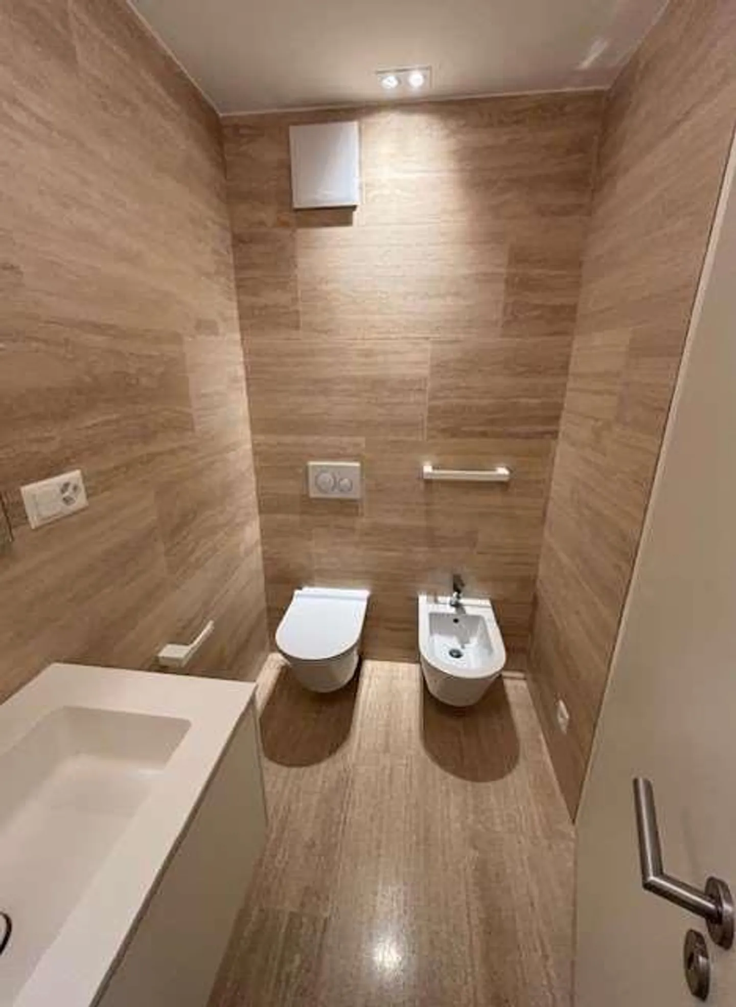 Appartement élégant de 4,5 pièces avec vue sur le lac - Photo 8 sur 13