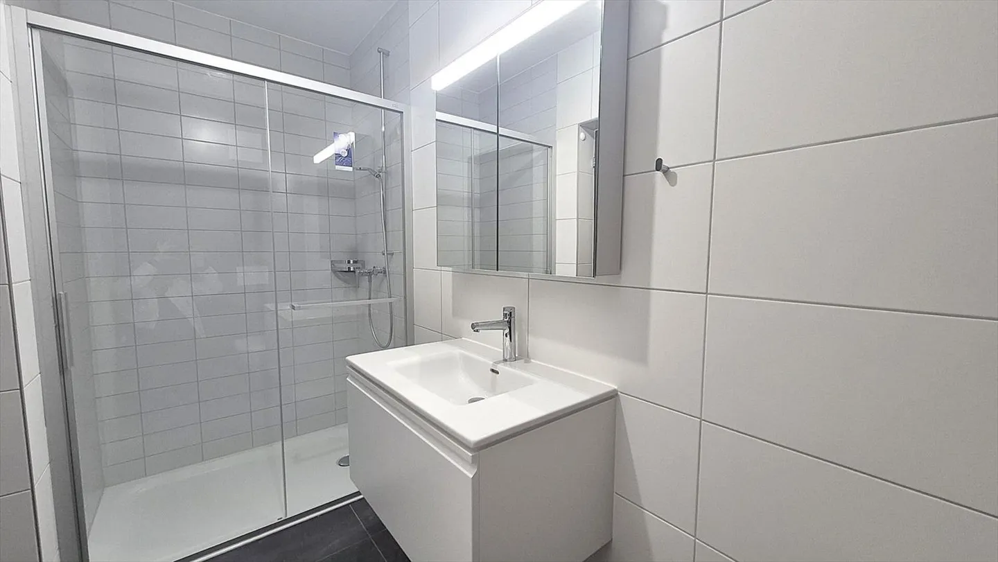 1° affitto: magnifico appartamento nuovo di 3,5 locali a Locle - Foto 10 di 13