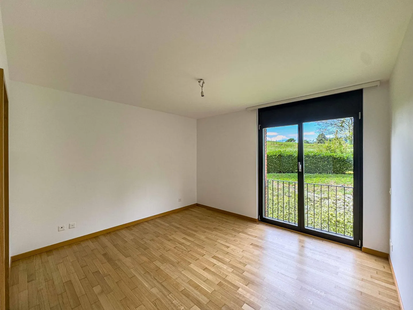 4,5 Zimmer in Rovio, eingebettet in die Natur - Foto 3 von 6