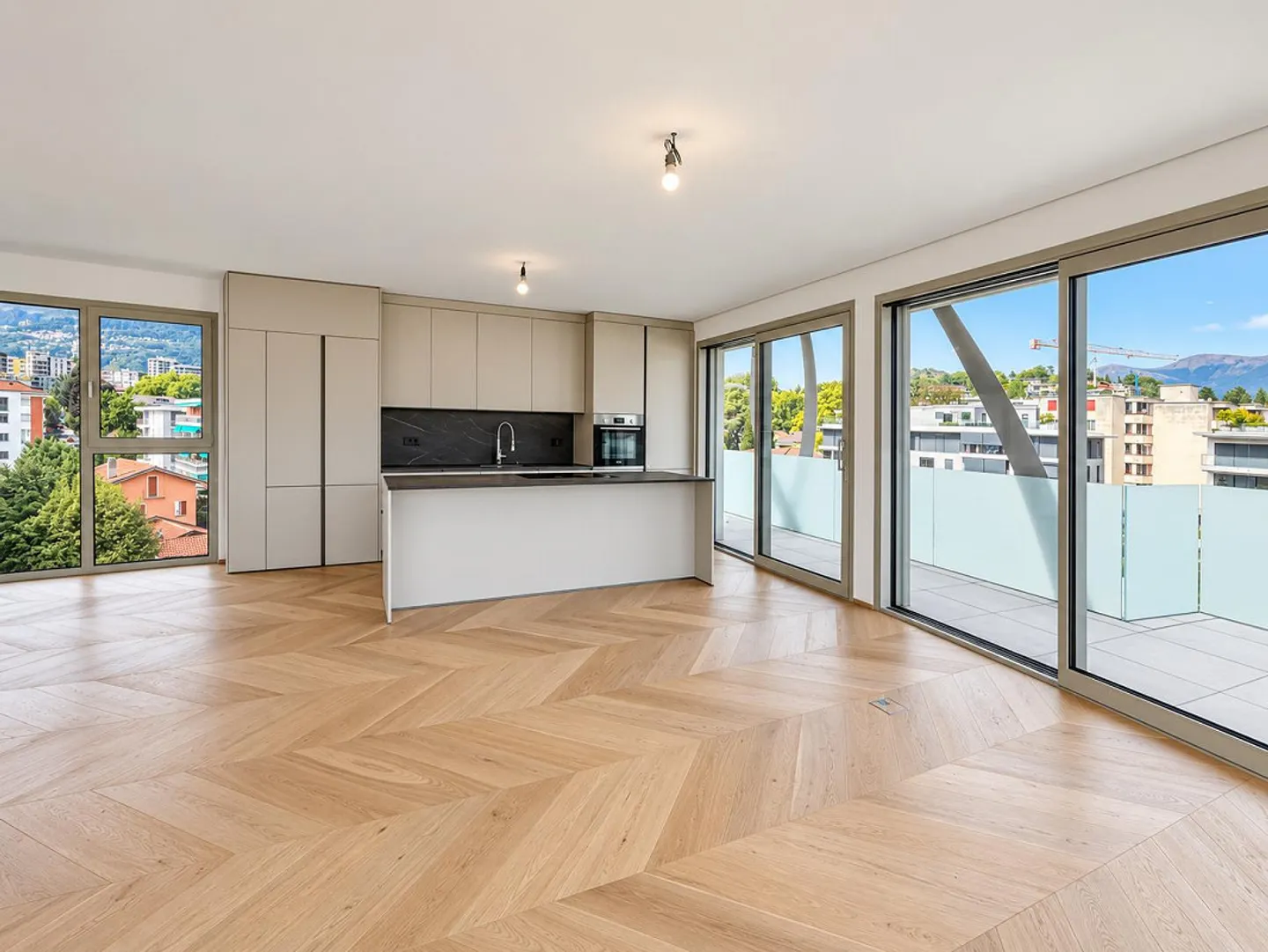 Penthouse mit Seeblick - Foto 1 von 9