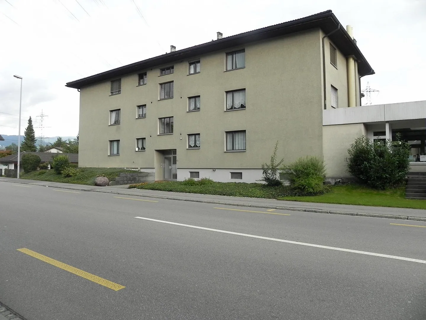 Geräumige Wohnung in Schmerikon - Foto 2 von 9