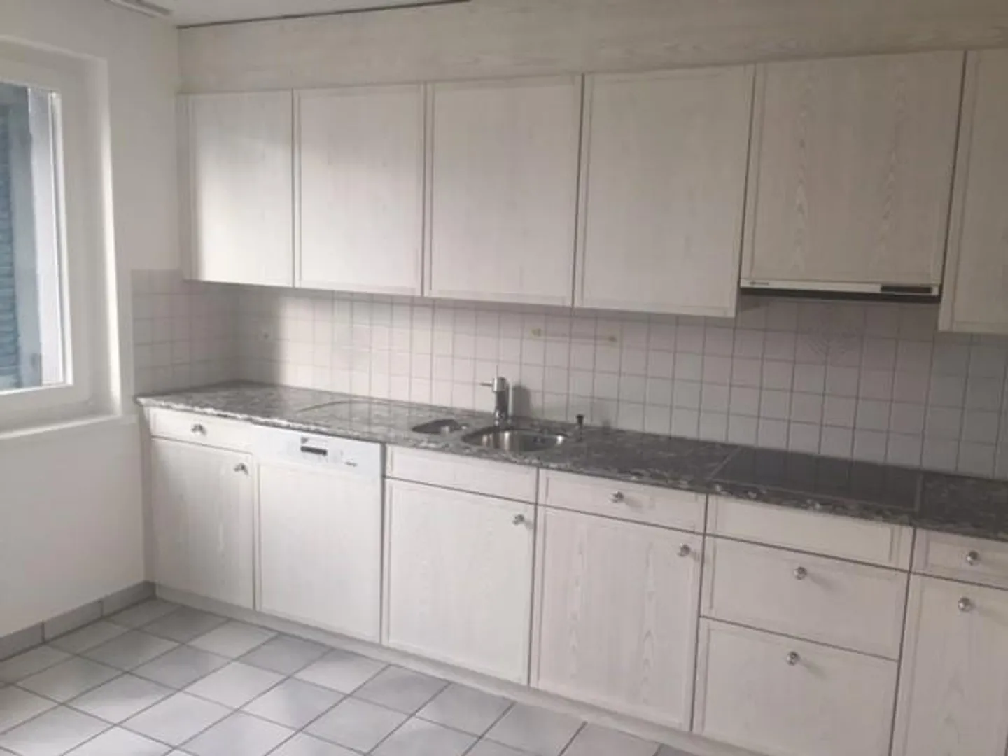 Charmante, spacieuse maisonette de 5 1/2 pièces - Photo 4 sur 13