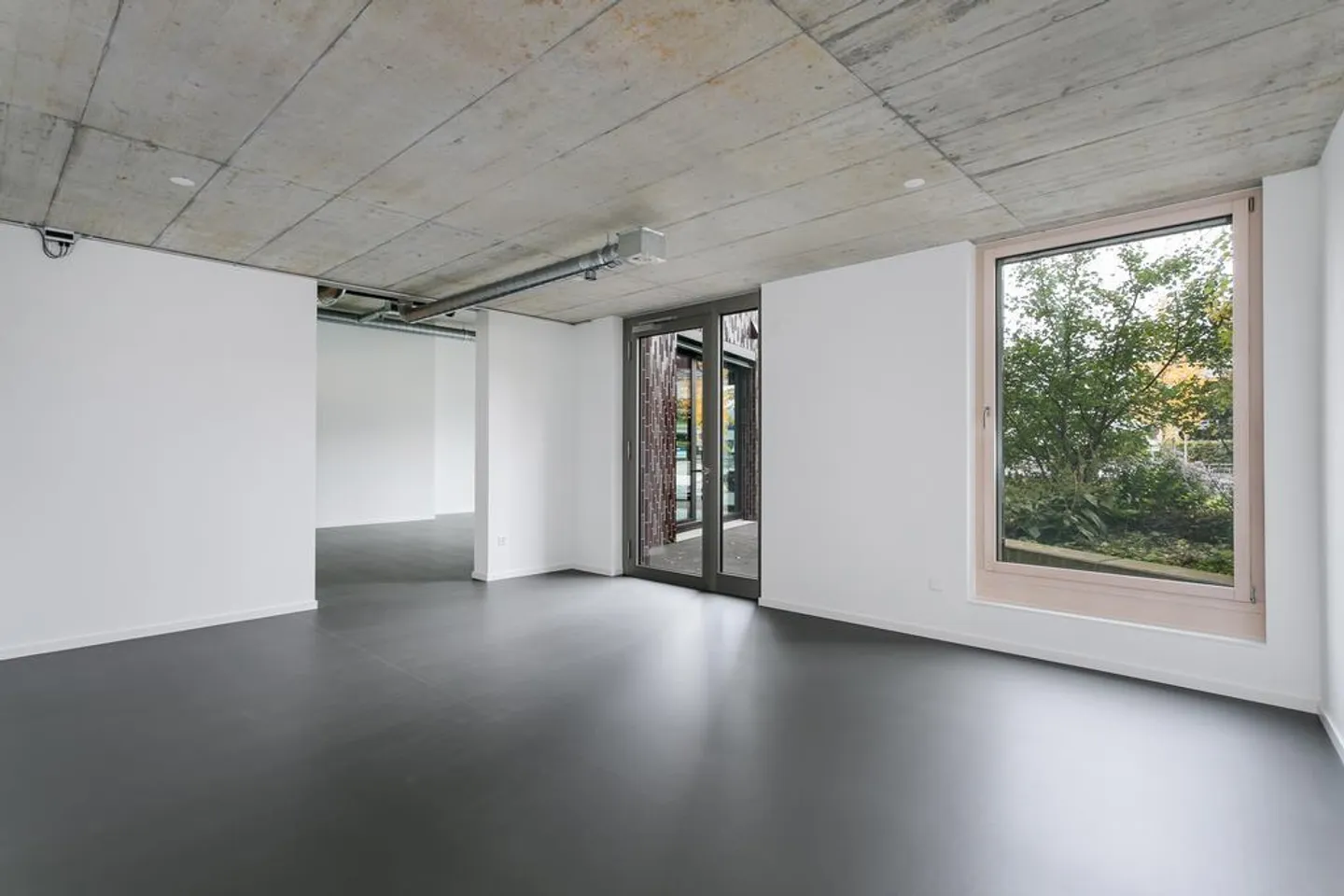 Modernes Gewerbeareal in Horw - Foto 5 von 7