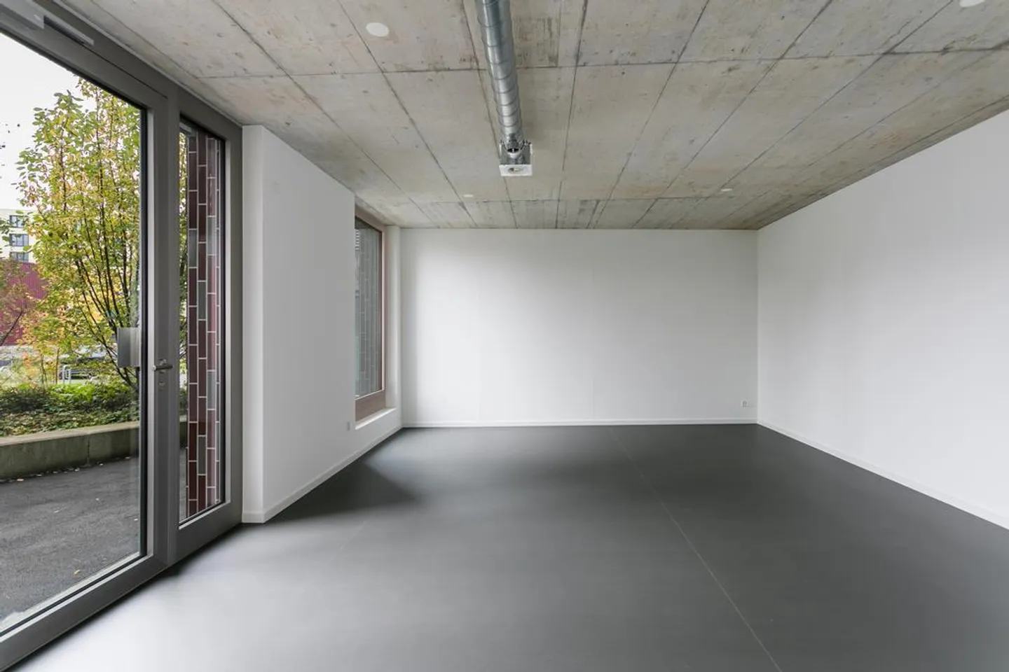 Modernes Gewerbeareal in Horw - Foto 4 von 7