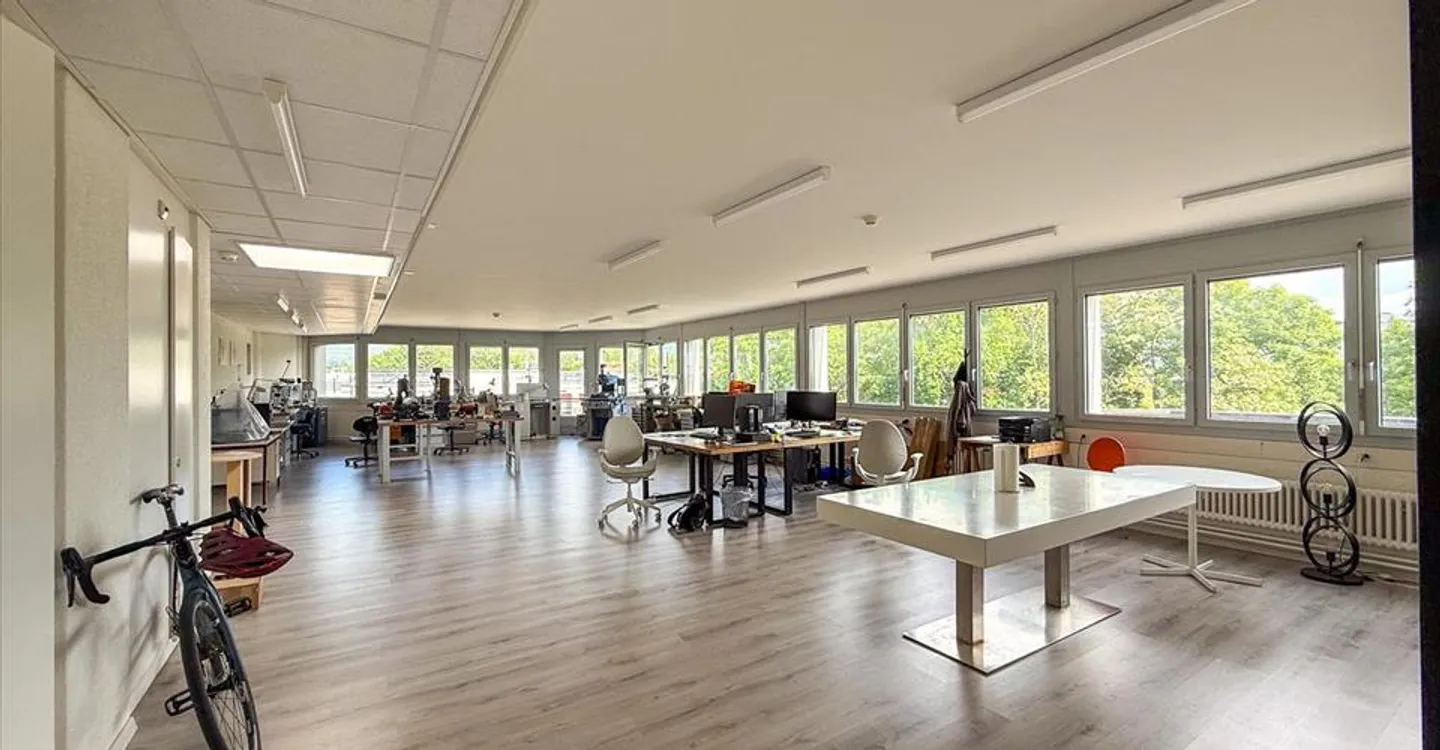 Office space for rent - Photo 5 of 5