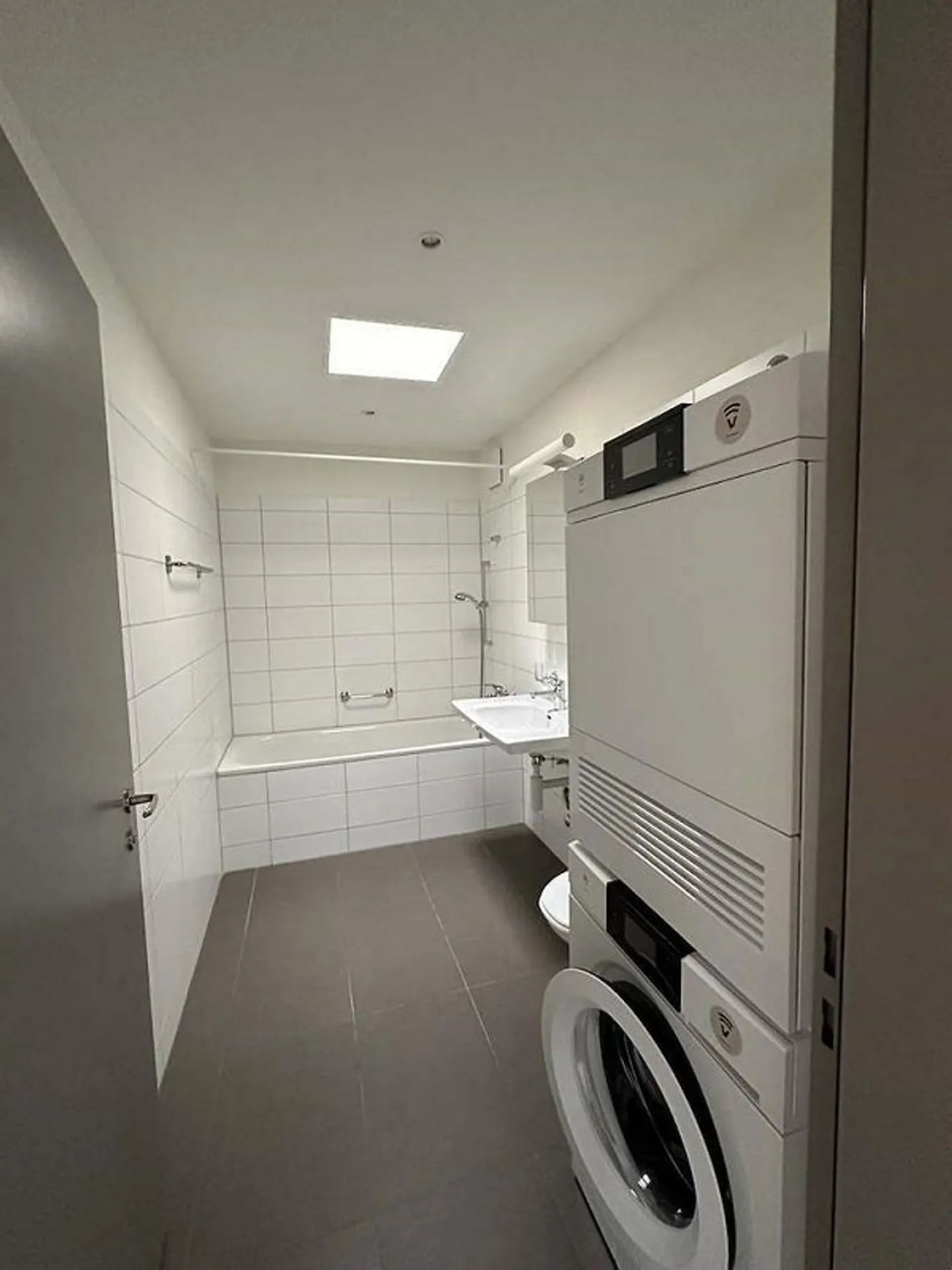 Grosszügige 4.5-Zimmerwohnung - Foto 5 von 9