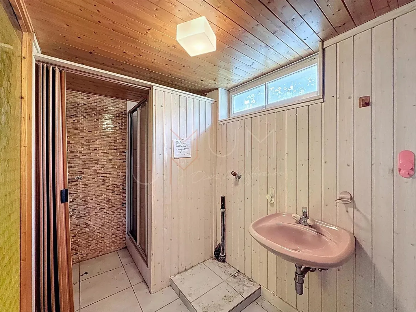 Family house with garden and great renovation potential - Photo 13 of 13