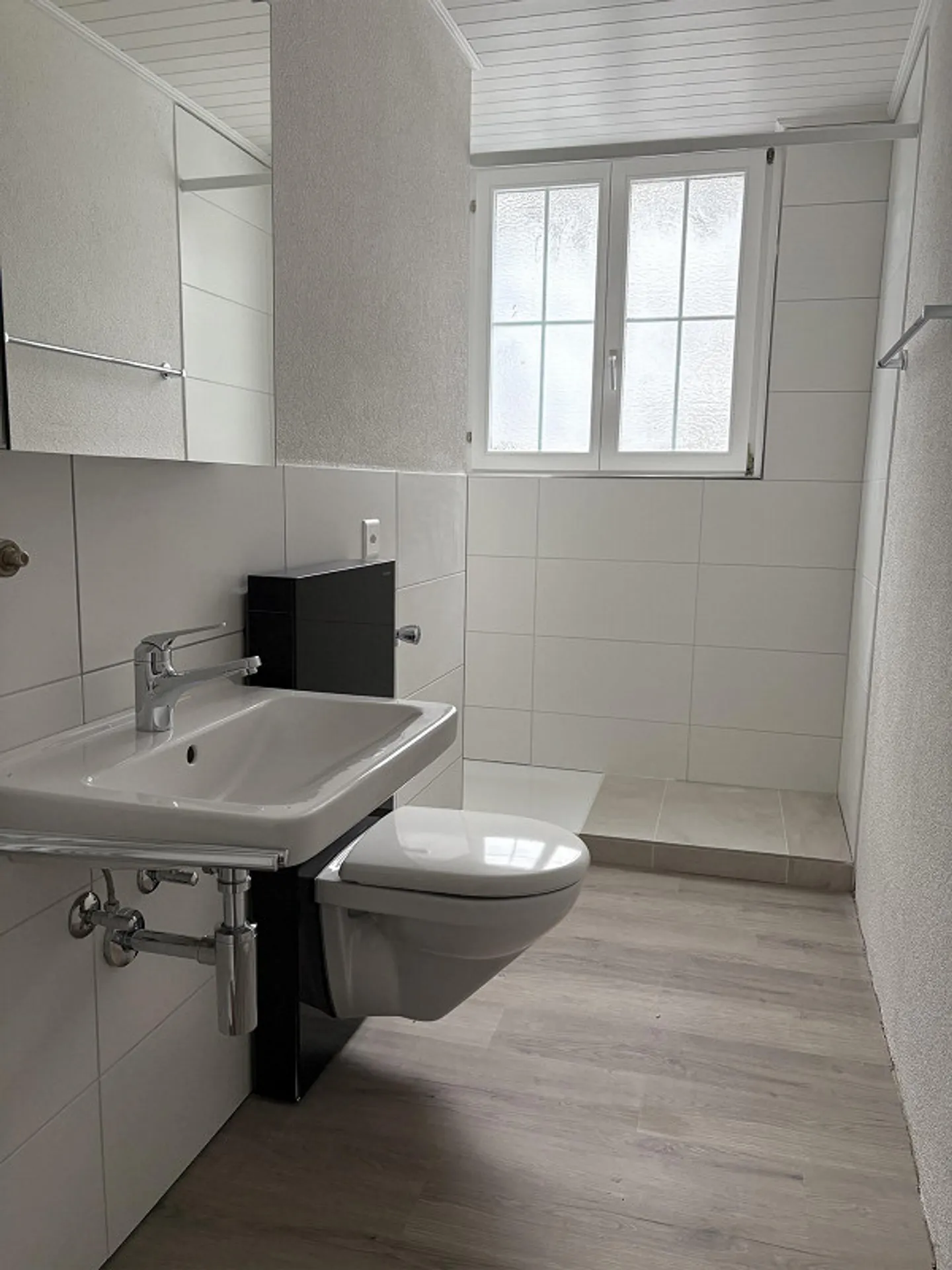 Appartamento mansardato di 3 stanze in affitto a 8706 Meilen - Foto 2 di 7