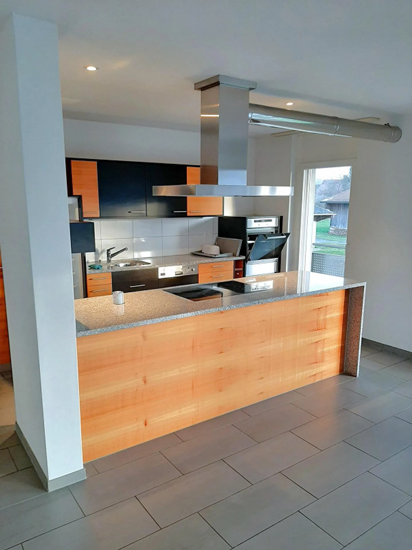 Familienfreundliche 5.5-ZWG im schönen Ramsen! - Foto 2 von 10