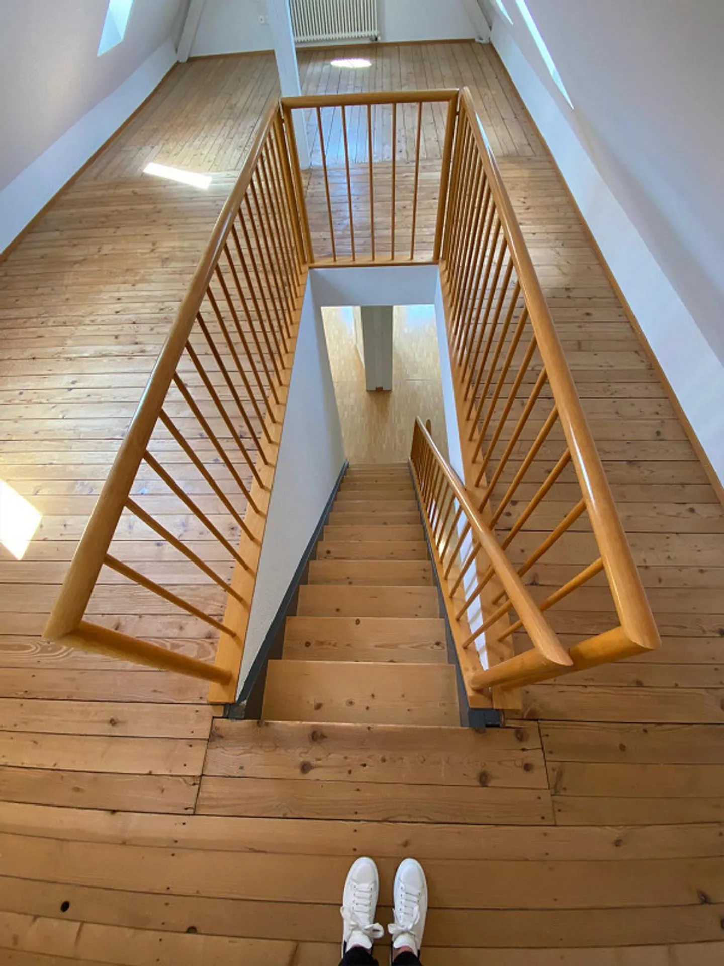 Charming 4-room old apartment with balcony and beautiful view in Thalwil - Photo 3 of 10