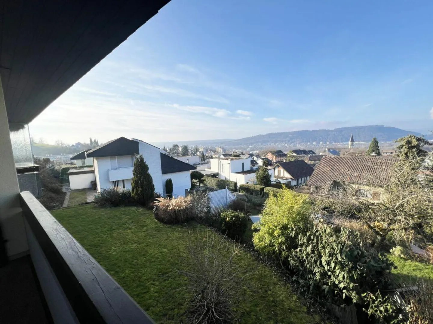 Casa unifamiliare indipendente in una posizione privilegiata a Gebenstorf - Foto 7 di 10