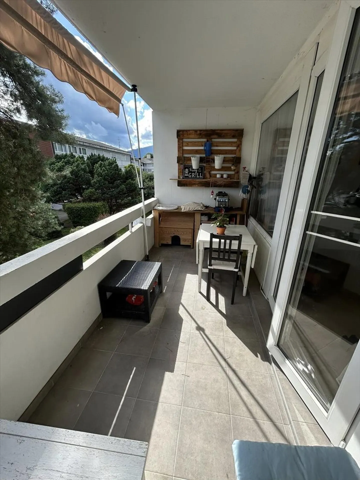 Apartment - Photo 9 of 13