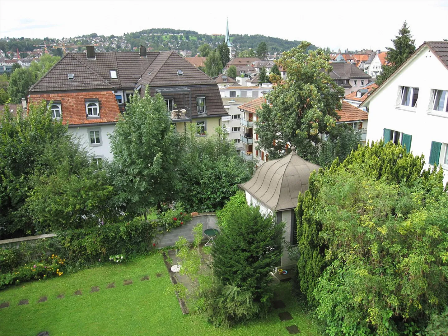 Appartamento elegante in una posizione tranquilla e centrale - Foto 2 di 8