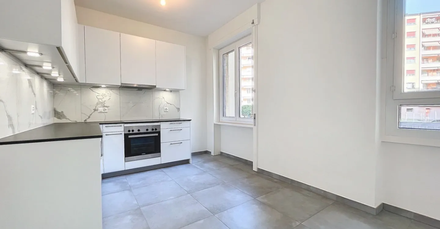 Magnificent 3.5 rooms fully renovated - Jaman 1 - Photo 3 of 10