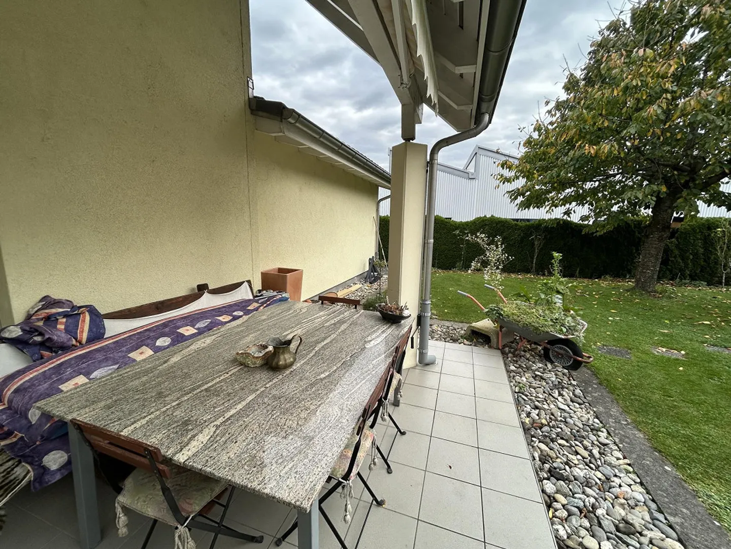 Spacious Single-Family Home with Garden in a Quiet Location - Photo 10 of 13