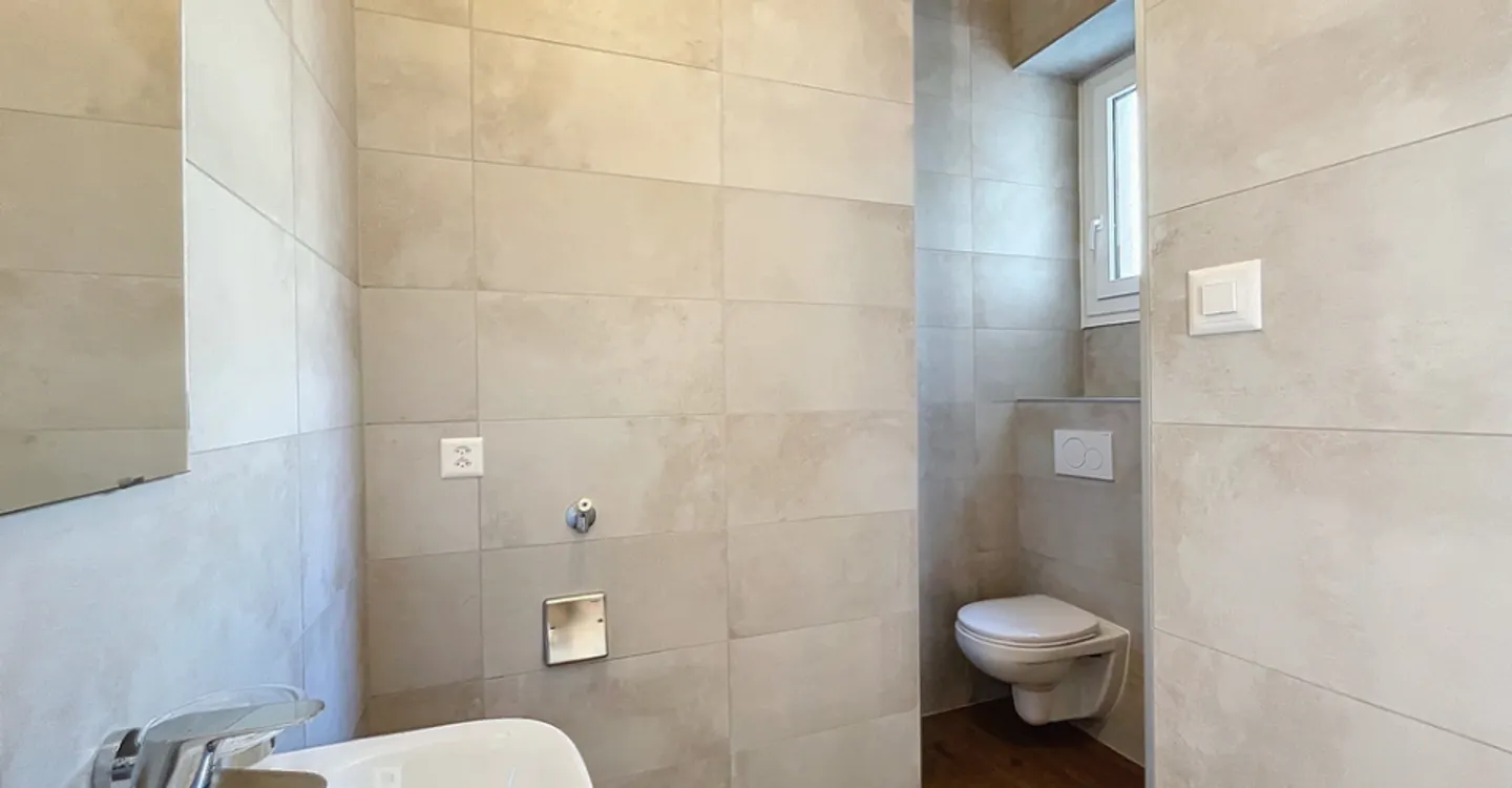 Magnificent 3.5 rooms fully renovated - Jaman 1 - Photo 9 of 10