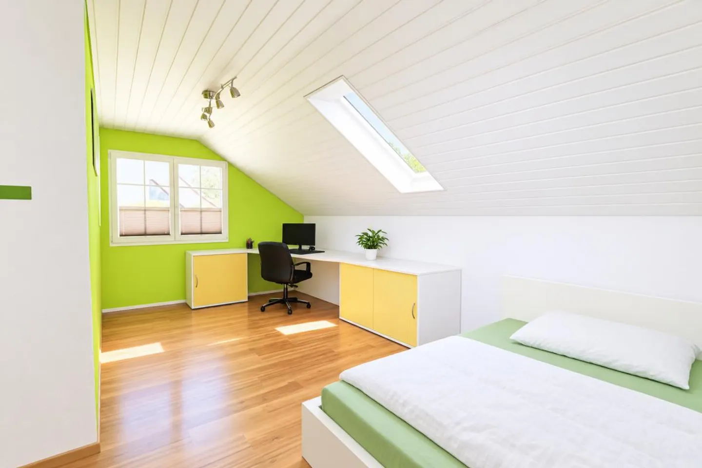 Elegante casa unifamiliare di 5,5 stanze con ampia offerta di parcheggio per veicoli - Foto 13 di 16