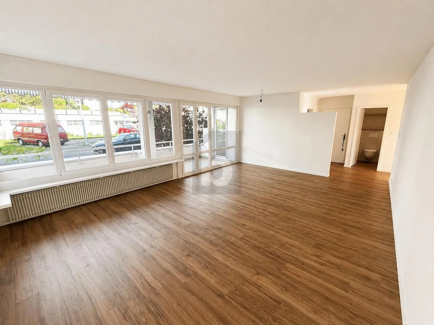 Appartement rénové à Zurich - Photo 1 sur 4