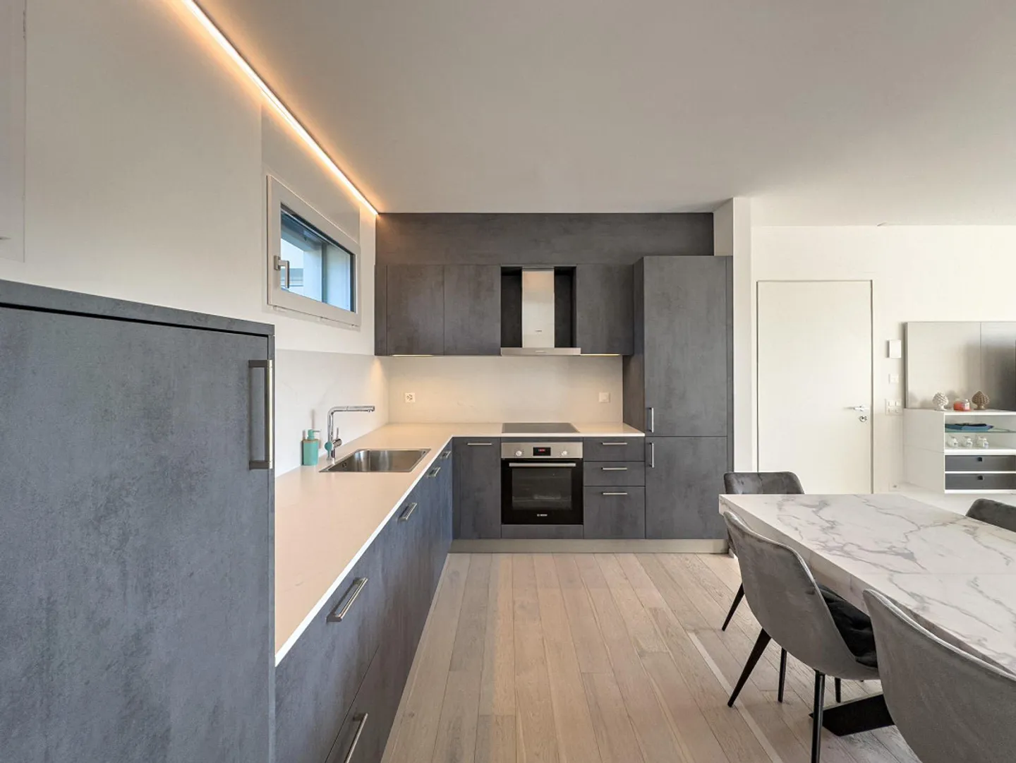 Moderno appartamento arredato a Genestrerio - Foto 2 di 8