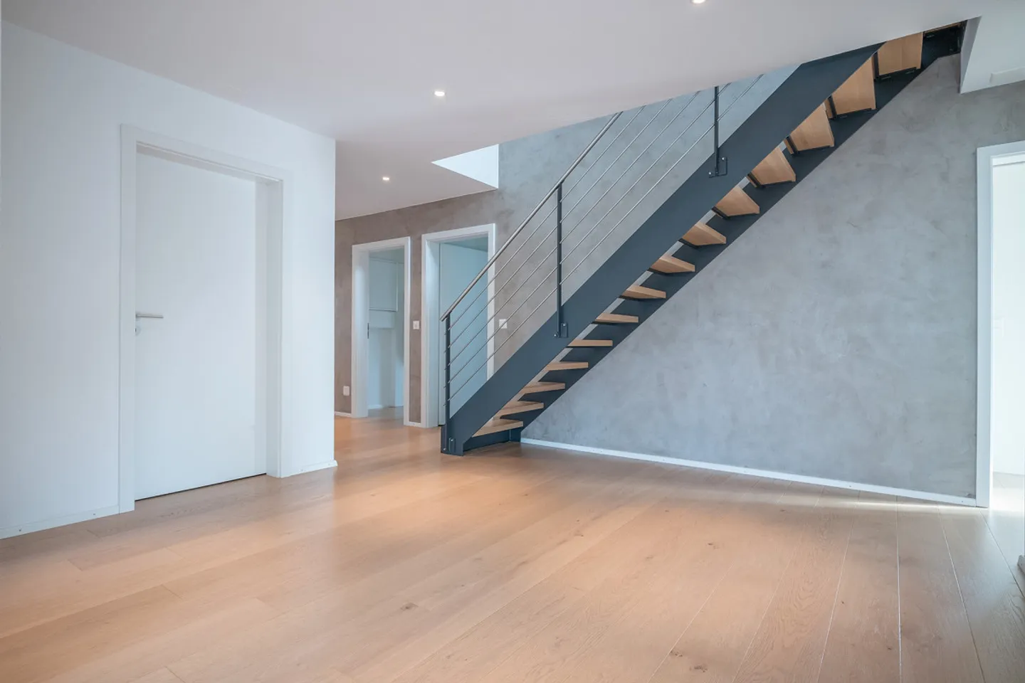 Appartamento duplex da 5,5 stanze da sogno con comfort abitativo lussuoso - Foto 4 di 12