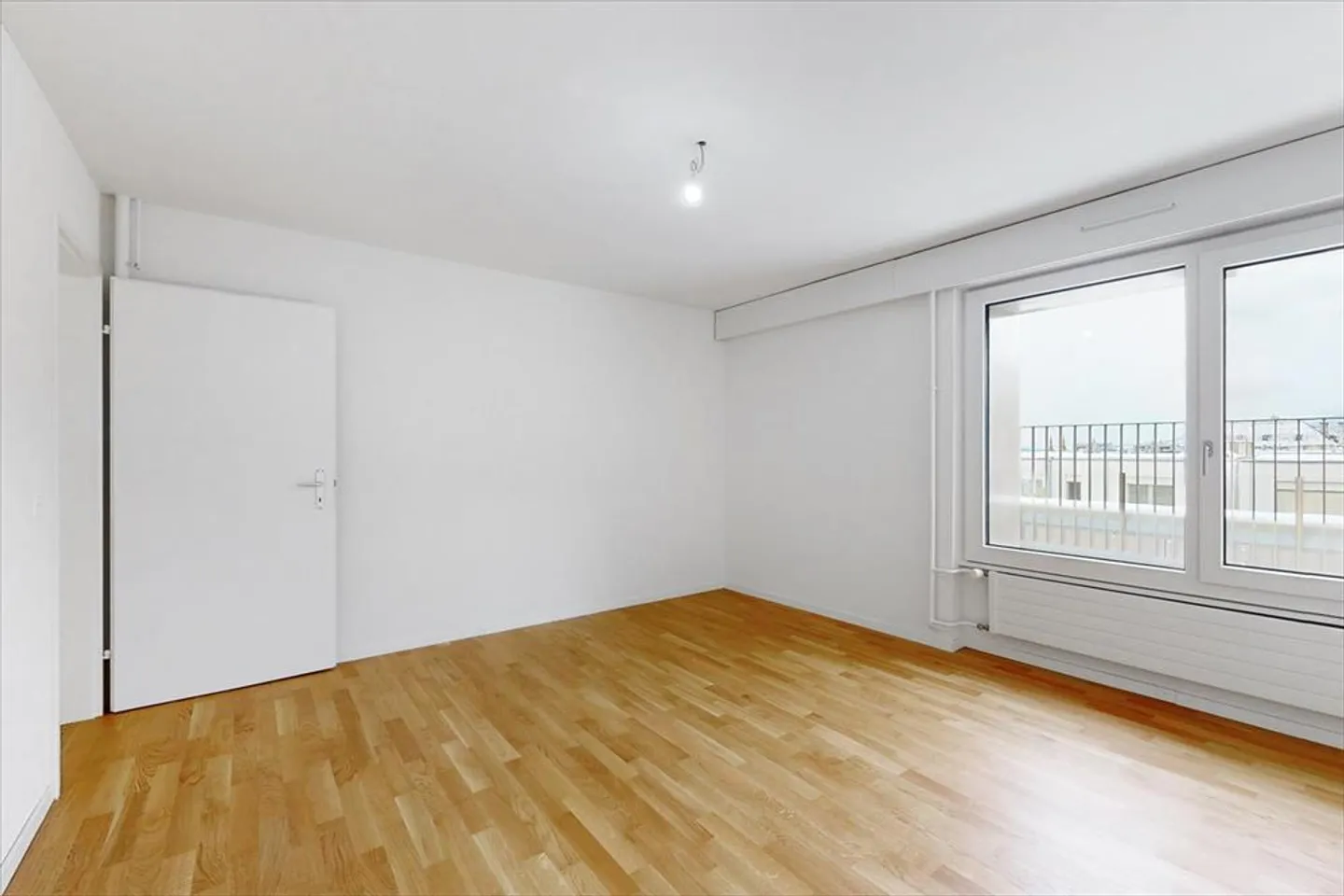 Splendide Attique avec Vue Lac - Photo 4 sur 11