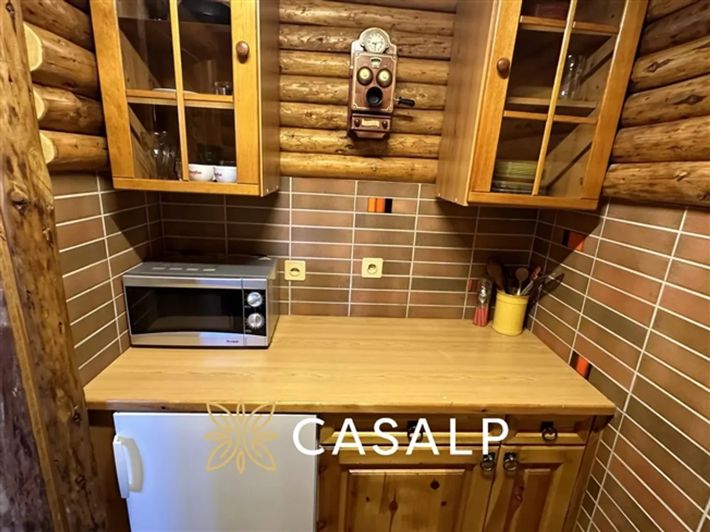 Spacious, authentic and cozy studio apartment in Nendaz - Photo 11 of 16