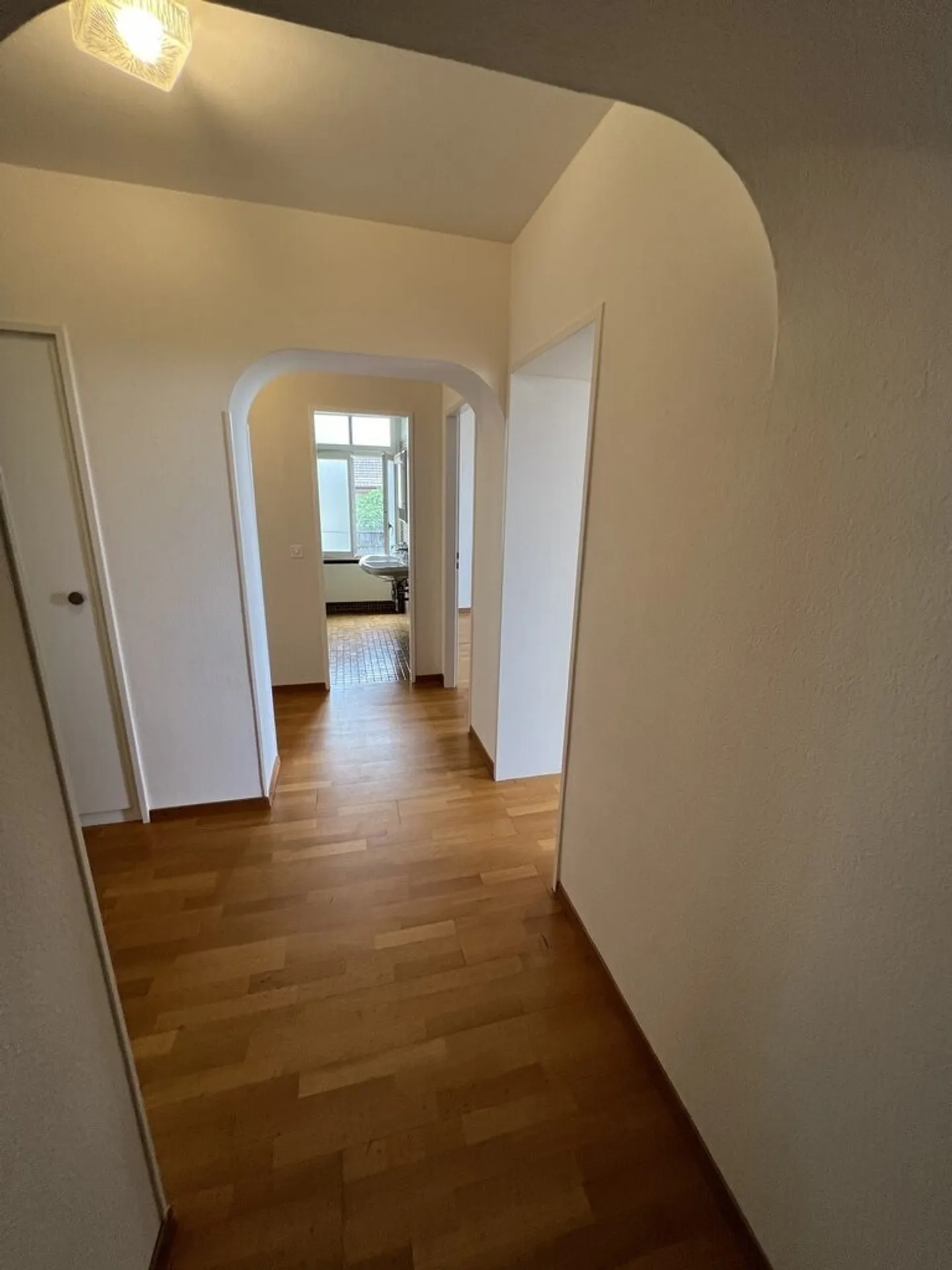 Charming 3.5 rooms with private outdoor space - Photo 5 of 5