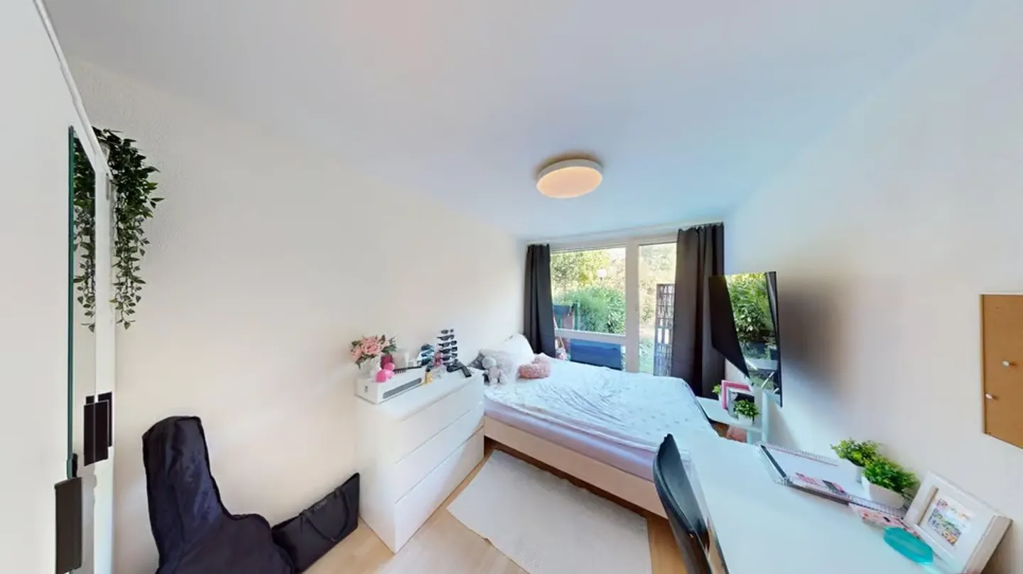 Spacious 5.5-room garden apartment including parking space and workshop - Photo 7 of 13